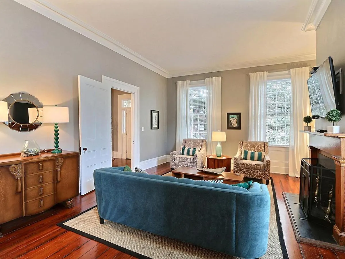 Mint Julep Estate Villa Savannah